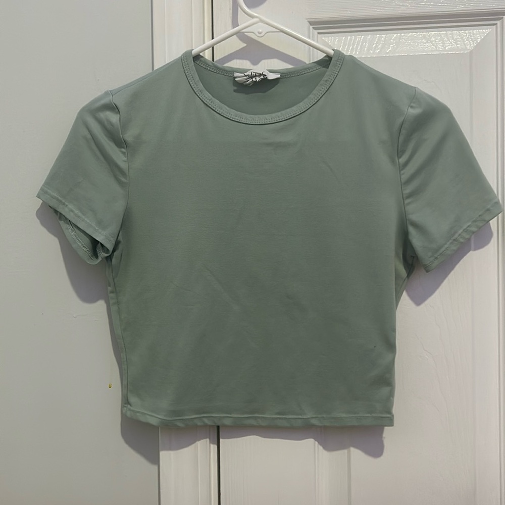 Cropped sage green tee shirt